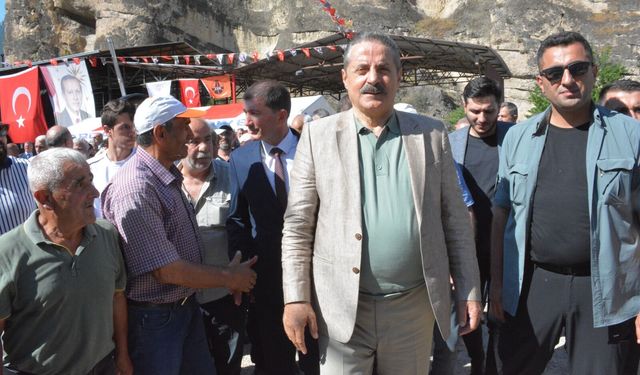 Faruk Çelik: "Emekli aylıklarındaki adaletsizliğin çözümü intibak düzenlemesidir"