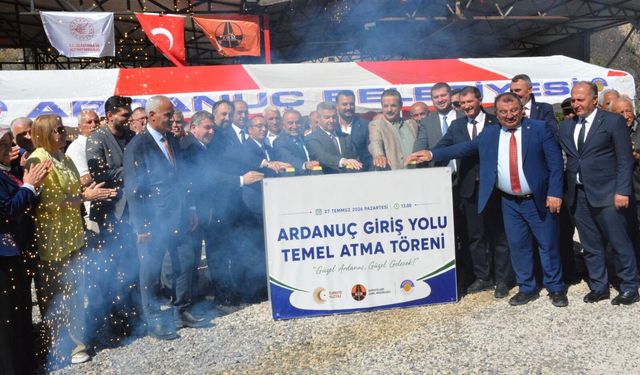 200 Milyon Liralık Ardanuç Giriş Yolu Projesi Başladı