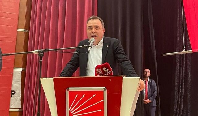 Seçkin Kurt, CHP'den İstifa Etti