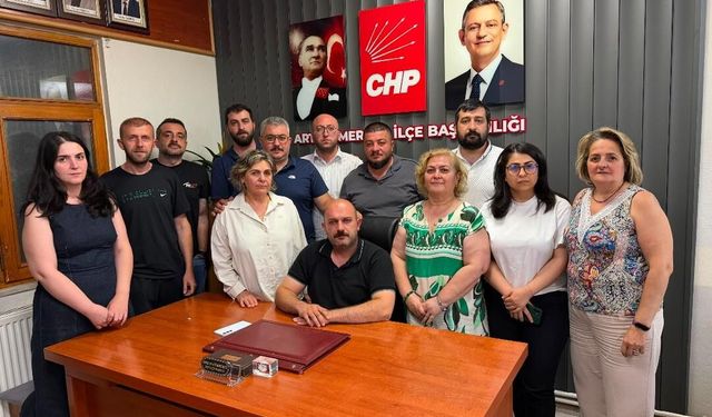 CHP Artvin Merkez İlçe Yönetimi Oy Birliği İle İstifa Etti