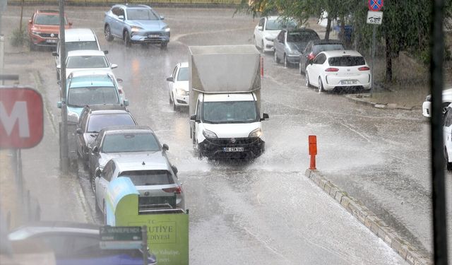 Erzurum'da sağanak etkili oldu