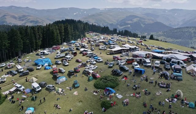 Giresun'da '32. Uluslararası Dereli Kümbet Kültür ve Sanat Festivali' düzenlendi