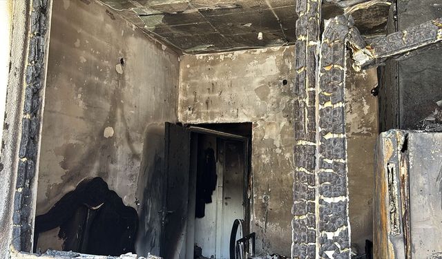 Kastamonu'da kapıcı dairesinde çıkan yangında baba ve oğlu yaralandı