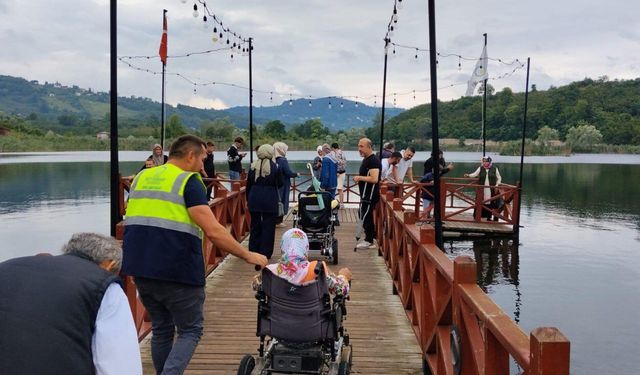 Ordu'da 'Engelsiz Rota' ile engelli bireyler kentin turistik noktalarını geziyor