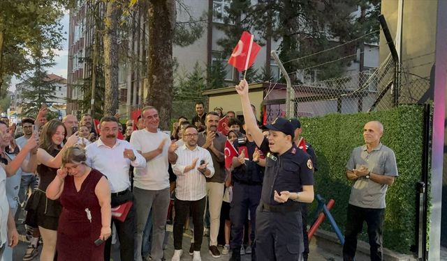 Samsun'da bedensel engelli gence asker eğlencesi düzenlendi
