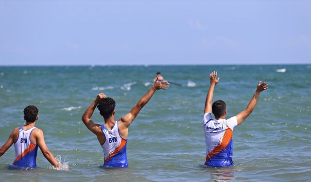 Samsun'da Deniz Küreği Türkiye Şampiyonası devam ediyor