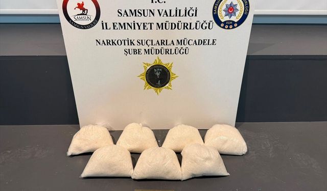 Samsun'da tırda yapılan aramada 7 kilogram sentetik uyuşturucu ele geçirildi