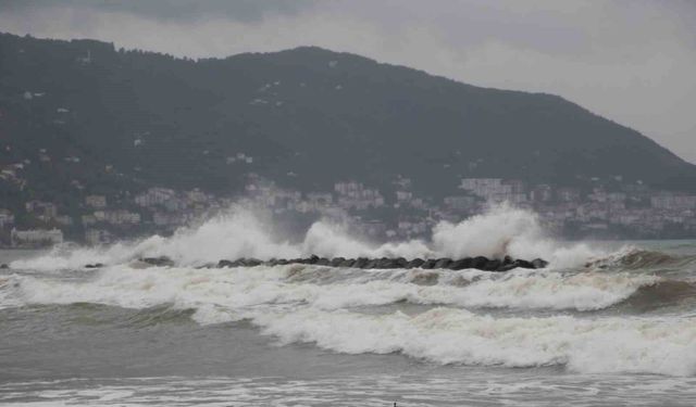 Karadeniz hırçınlaştı