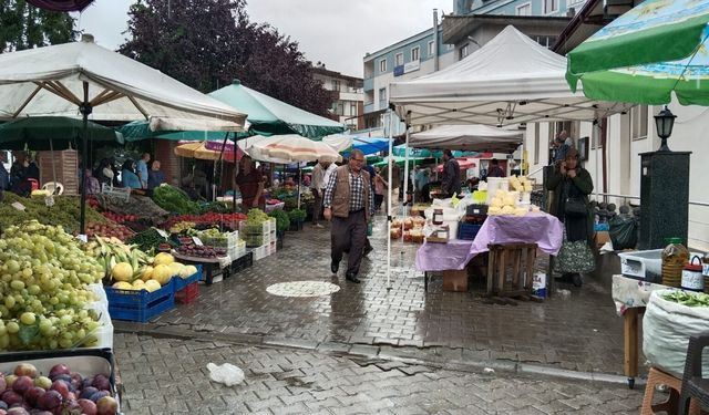 Artvin’de Pazarcı Esnafının Yağmur Çilesi