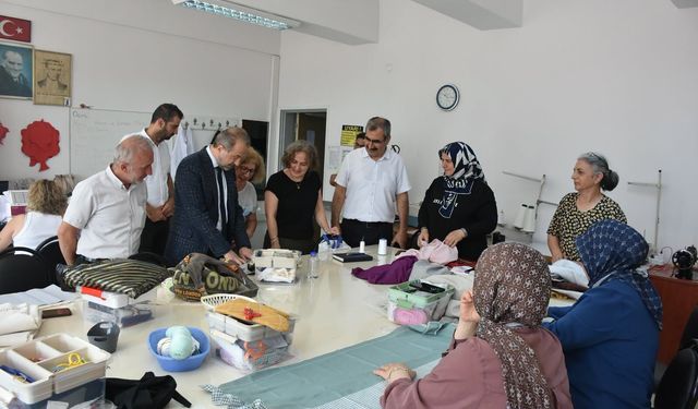 Şahin, Halk Eğitimi Merkezindeki Çalışmaları Yerinde İnceledi