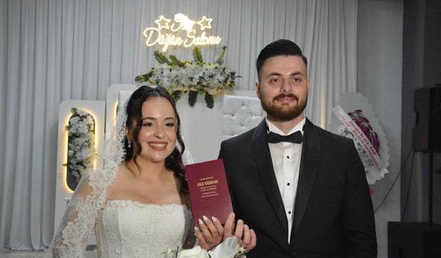 Elif ile Batuhan Artvin'de Dünya Evine Girdi