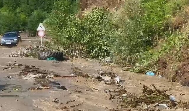 Şavşat’ta Şiddetli Yağış Taşkınlara Neden Oldu