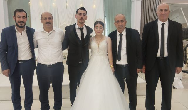 Kübra ile Ömer Dünya Evine Girdi