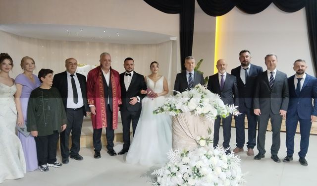 Gizem ve Burak Çifti Dünya Evine Girdi