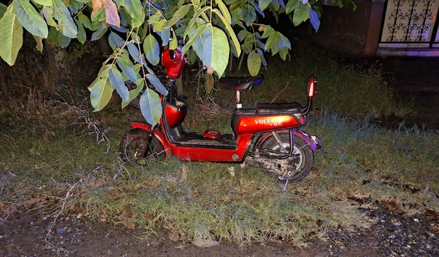 Samsun'da devrilen elektrikli bisikletin sürücüsü yaralandı