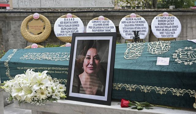 Usta oyuncu Gülsen Tuncer son yolculuğuna uğurlandı