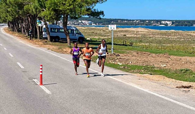 Sinop'ta ilk defa yarı maraton koşuldu