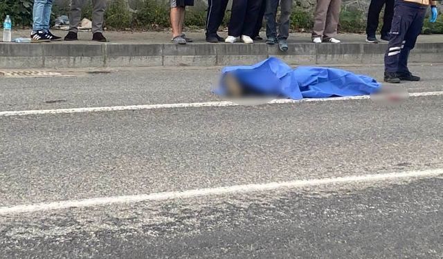 Tırın çarptığı motosiklet sürücüsü hayatını kaybetti
