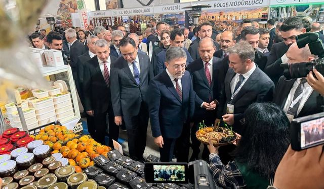 Artvin’in Lezzetleri Başkentte Yoğun İlgi Gördü