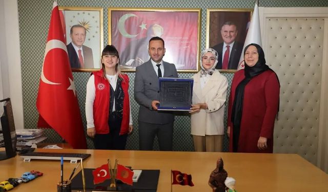 Ahilik Sancağı Artvin’e Getirildi
