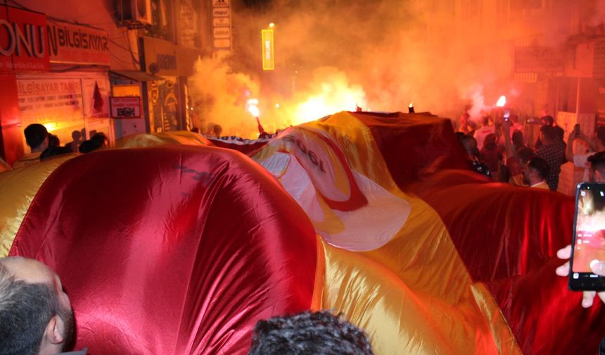 100. yılda şampiyon Cimbom