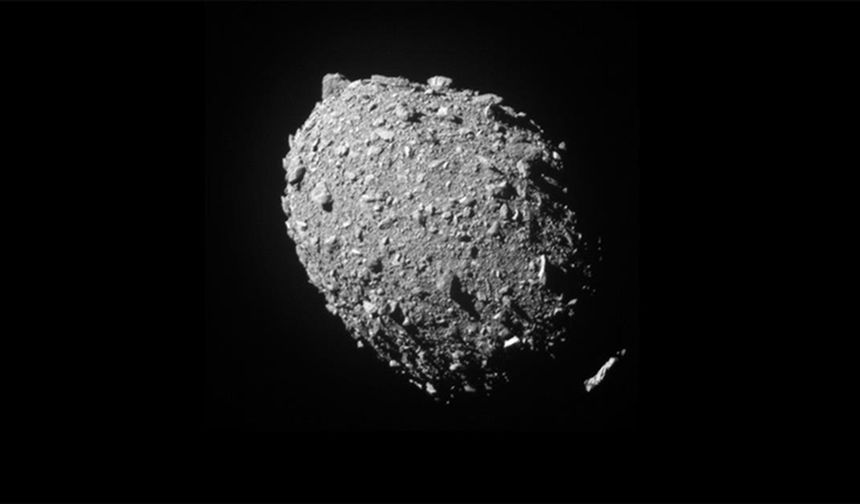 Bilim İnsanları, Dünya'ya Çarpma Riski De Bulunan Asteroitlerle İlgili Yeni Keşifler Yapıyor