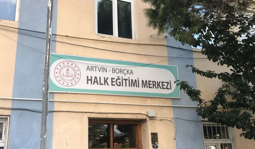 Açık Öğretim Lise ve Ortaokulu Öğrencilerine Ek Süre!