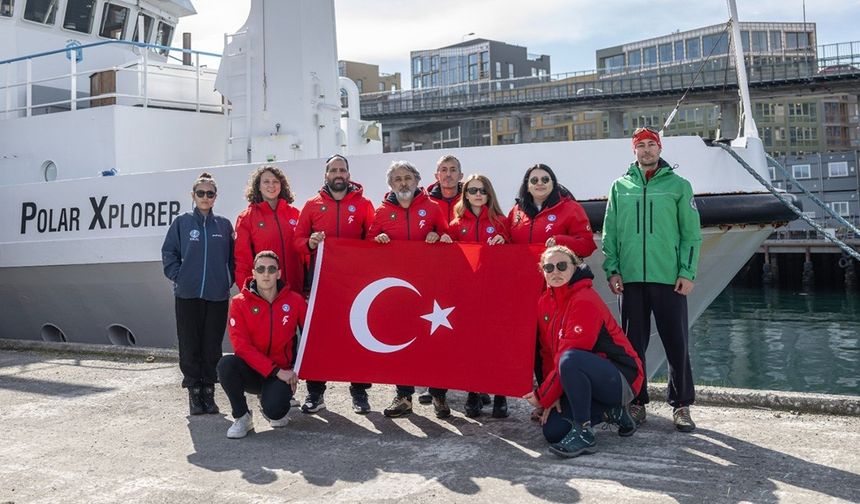 Türk Üniversiteleri İklim Değişikliği Araştırmaları İçin Kutuplarda Düzenlenen Bilim Seferine Katıldı