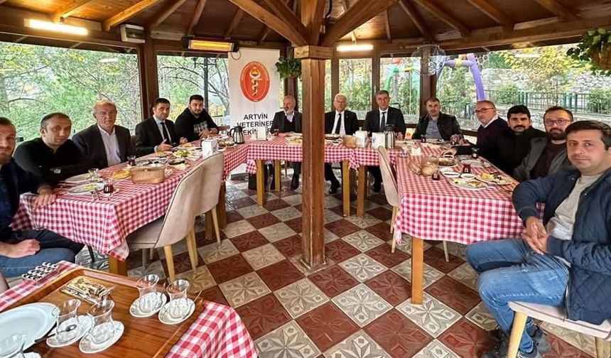 Eroğlu’ndan Veteriner Hekimleri Odasına  Ziyaret