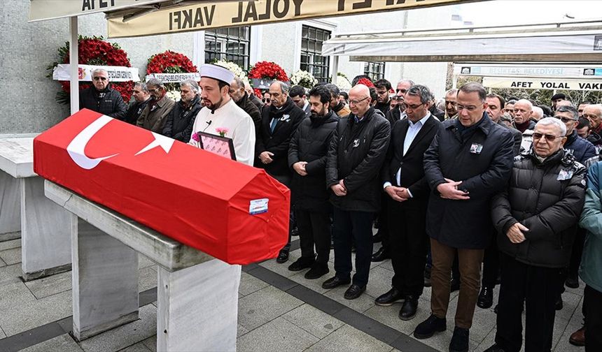 Kaligrafi sanatçısı Etem Çalışkan son yolculuğuna uğurlandı