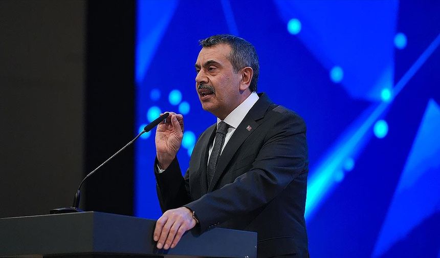 Milli Eğitim Bakanı Tekin: Dünyayla rekabet edecek beceri temelli bir müfredat getirdik