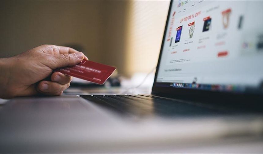 Tüketiciler Geçen Yıl En Çok "Ayakkabı" İçin Şikayetçi Oldu