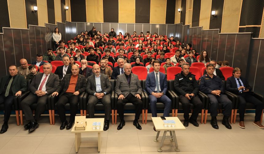 Arhavi'de Sempozyum Düzenlendi