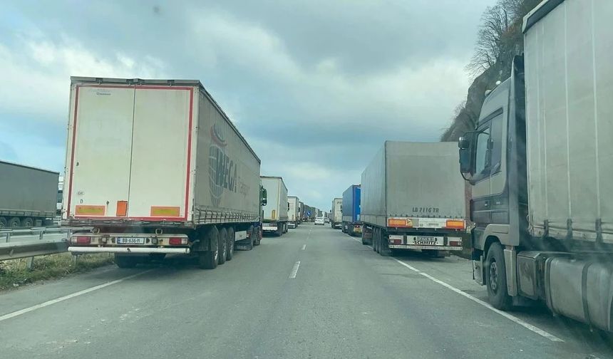 Atay’dan Tır Parkı ve Konaklama Uyarısı