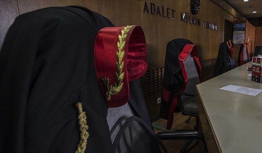 Uzmanlar yapay zekanın hakim ve savcıların yerine geçemeyeceğini düşünüyor