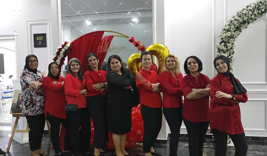 Bursa Şavşatlılar Derneği'nden Coşkulu Anneler Günü Kutlaması