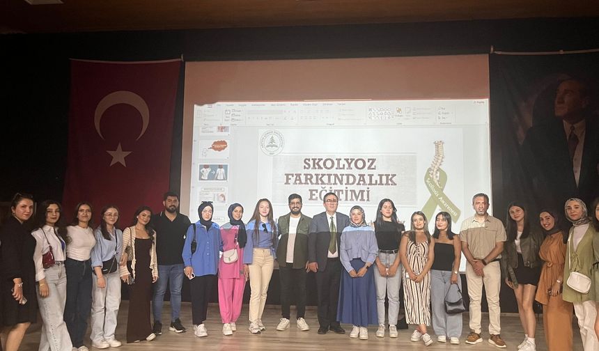 Skolyoz İçin Sağlıklı Duruş Hamlesi