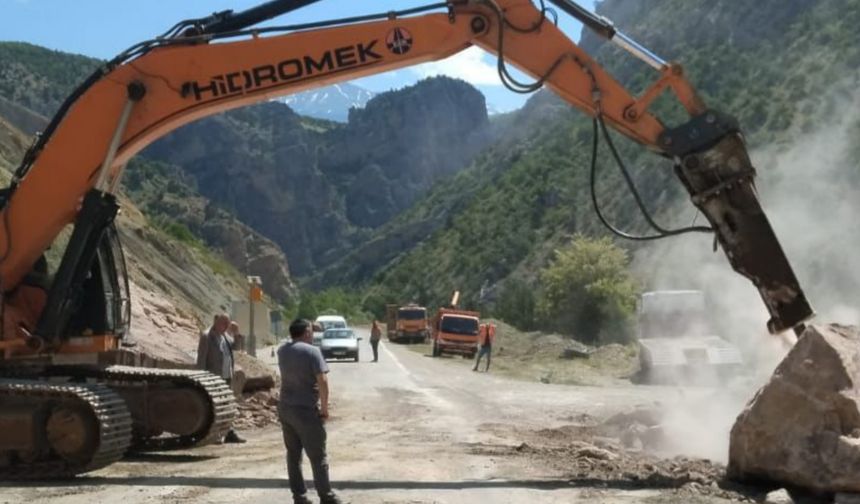 Kaya Kaldırma Çalışması Başladı