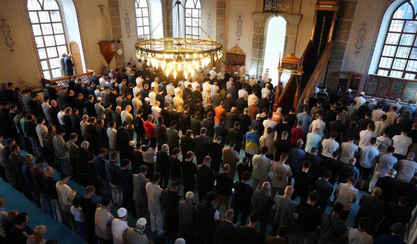 Samsun’da Kurban Bayramı Namazı Kılındı