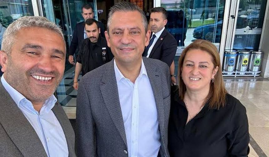 “Özgür Özel’in Yanındayız”