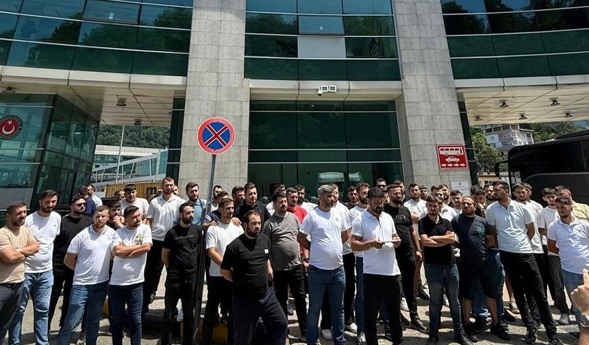 Sarp Sınır Kapısı’nda Gürcistan Protestosu