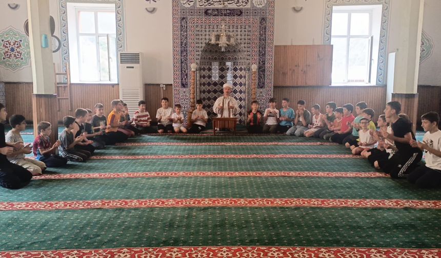 Gazze İçin Dualar Yükseldi