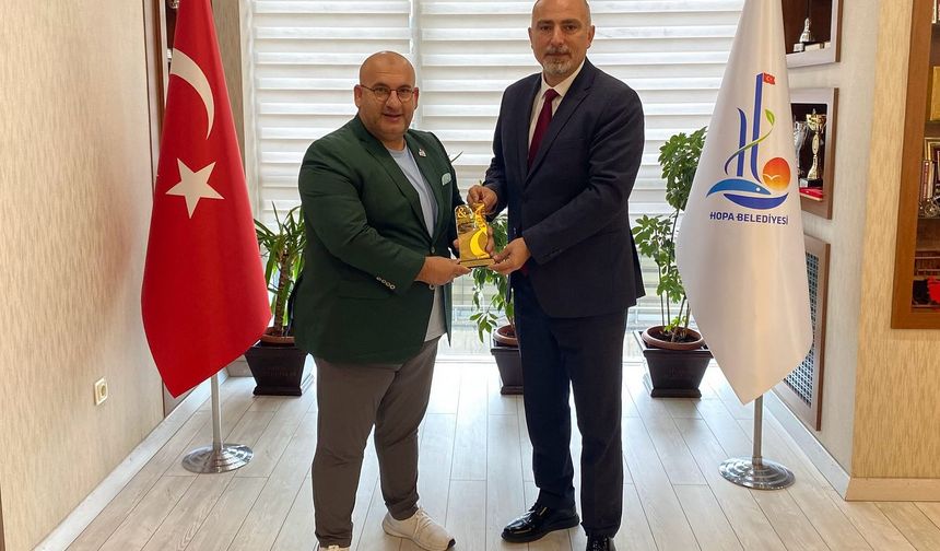 Utku Cihan’a Yılın İlçe Belediye Başkanı Ödülü