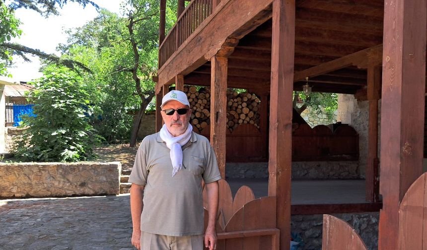 Ardanuç’ta Gevhernik Kalesi Kazıları Sürüyor