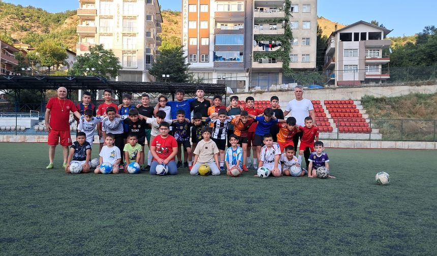 Ardanuç’ta Yaz Futbolu Coşkusu