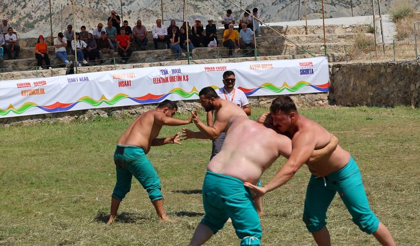 Ardanuç Kültür Sanat Festivali Karakucak Güreşleriyle Sona Erdi