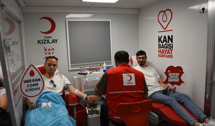 Samsun'da Türk Kızılay'ın 'Hedef 1919: Hastaya Kan, Ormana Can' kampanyası başladı