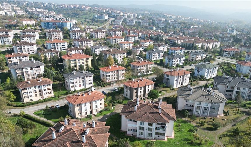 Türkiye'deki Konutların Neredeyse Yarısının Zorunlu Deprem Sigortası Bulunmuyor