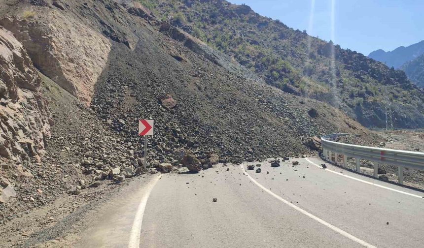 Artvin’in Yusufeli İlçesinde Heyelan