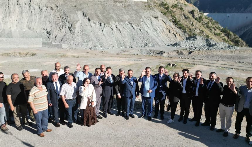 Bakan Kacır, Artvin’de Sanayi Sitesi İncelemelerinde Bulundu